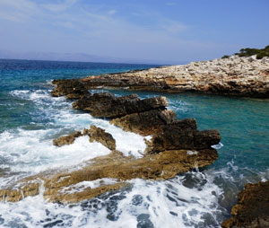 Beach on island Proizd